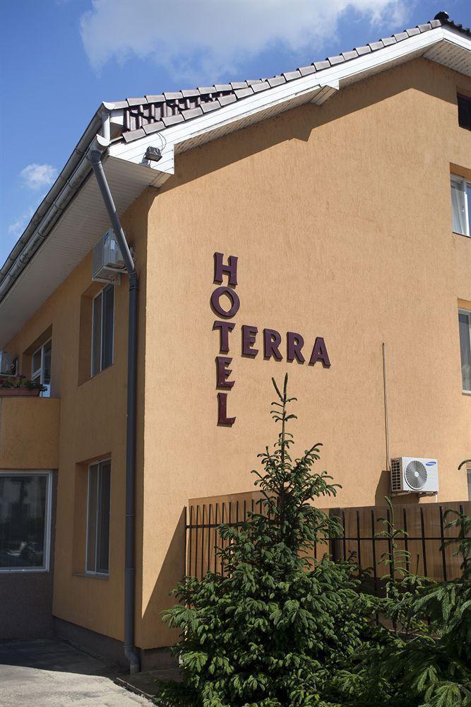 Hotel Terra Орадя Экстерьер фото